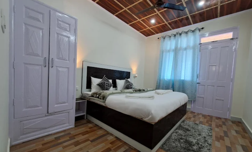 1 x Deluxe Room